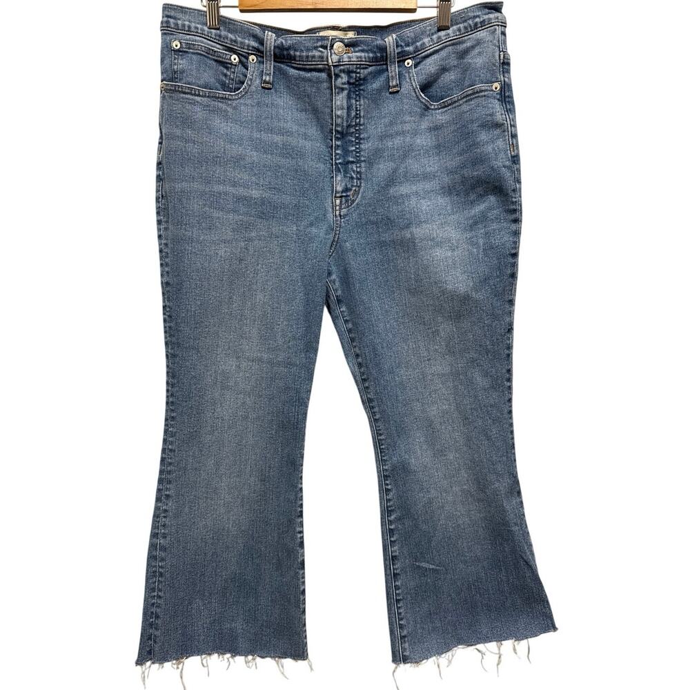 Madewell Cotton Highrise Cropped Skinny Flare Jeans Medium Fairson Wash Size 33